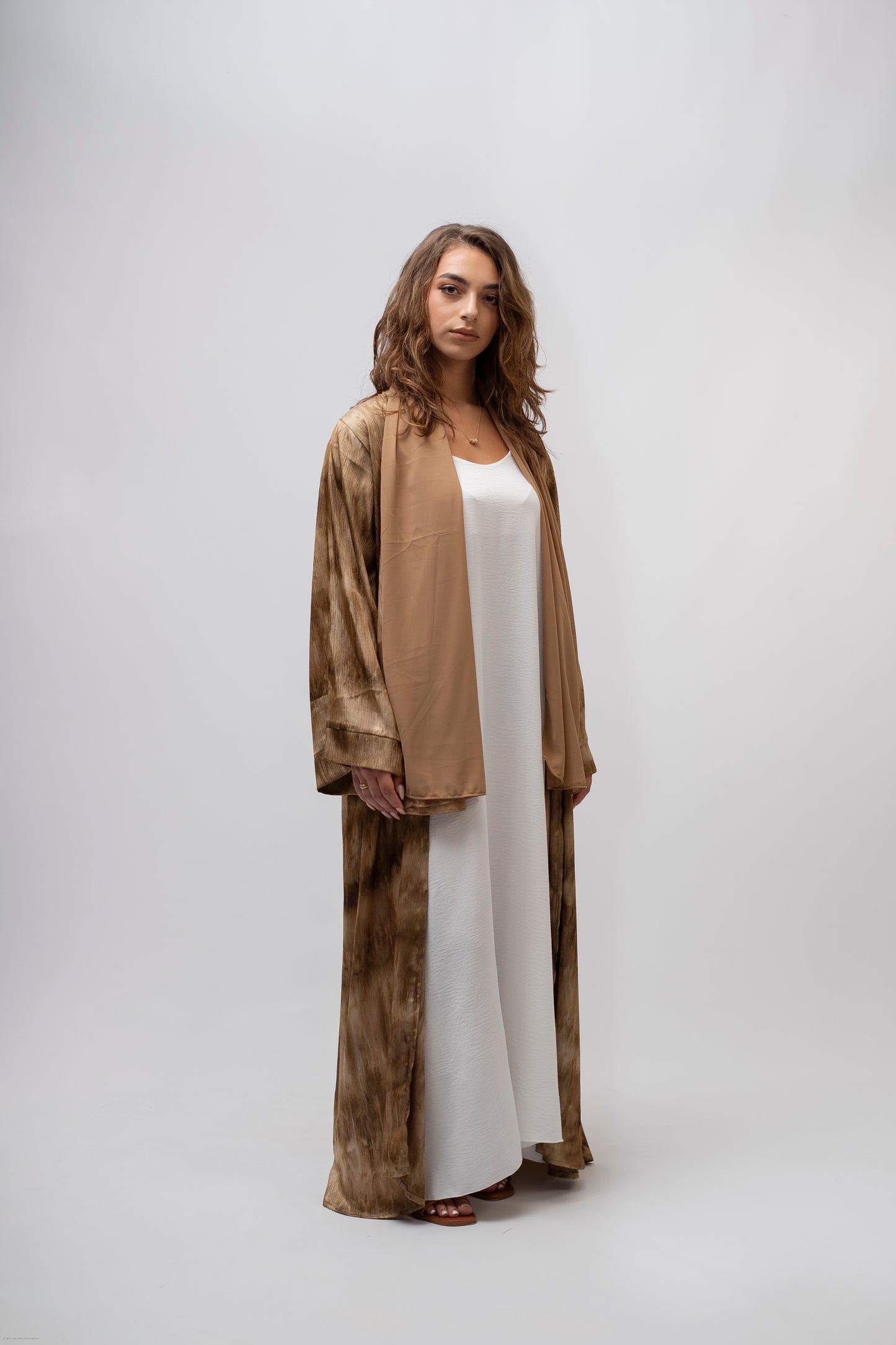 Abaya Nakhla