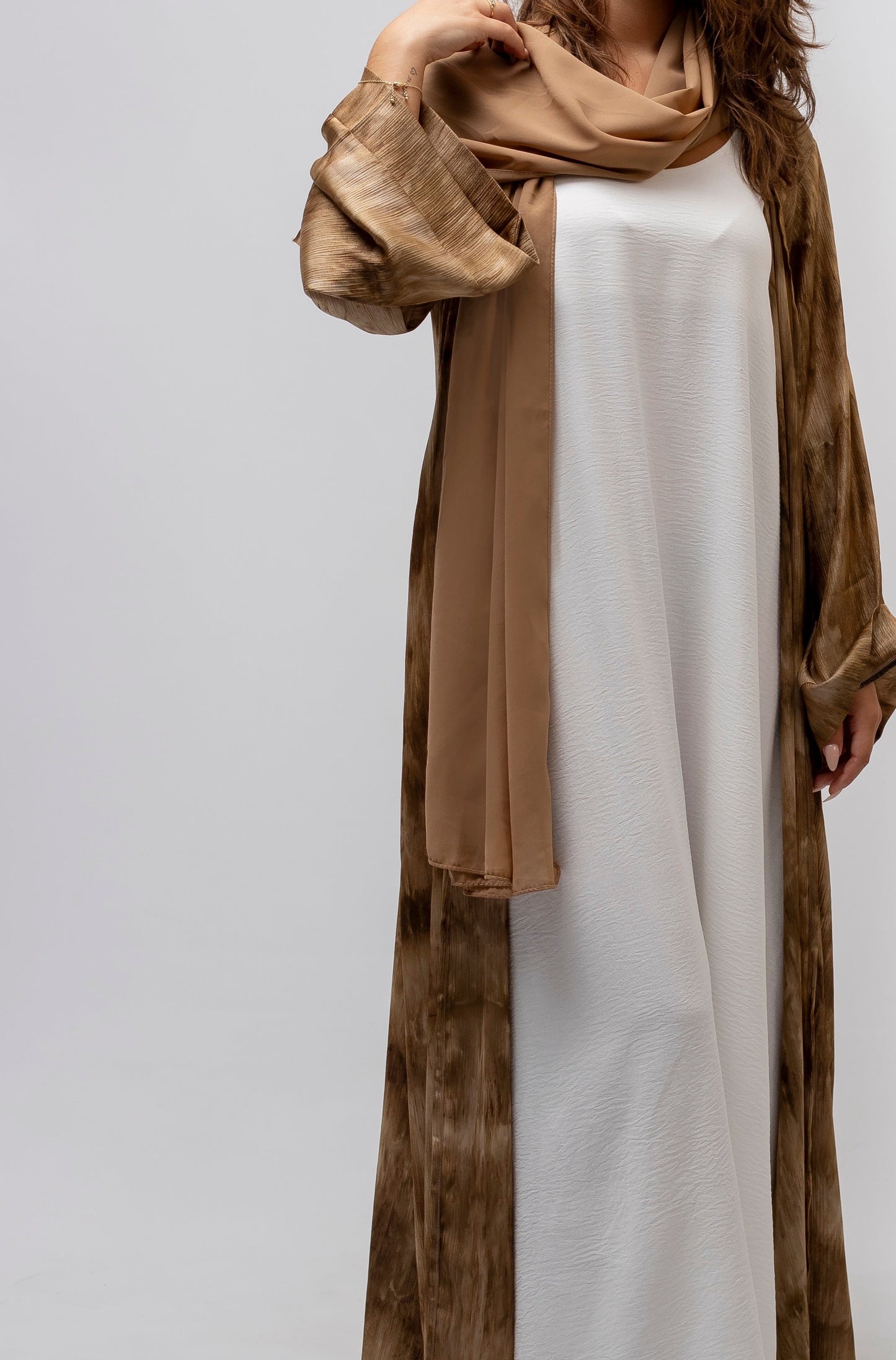 Abaya Nakhla